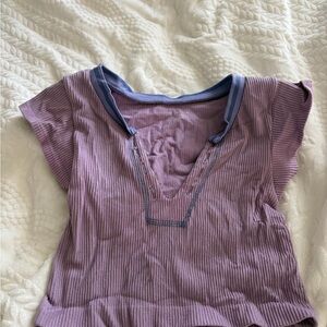 Urban Outfitters Lavender V-Neck Short Sleeve Tee